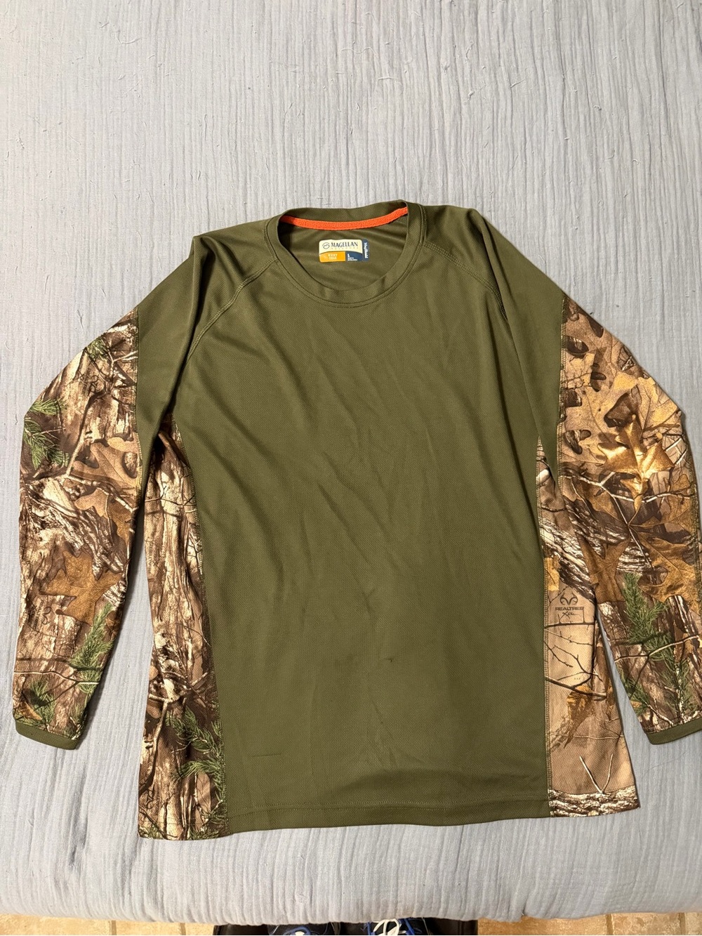 Magellan Realtree Mag Shield Green Camo Long-Sleeve Dri-Fit Polyester Shirt Sz L